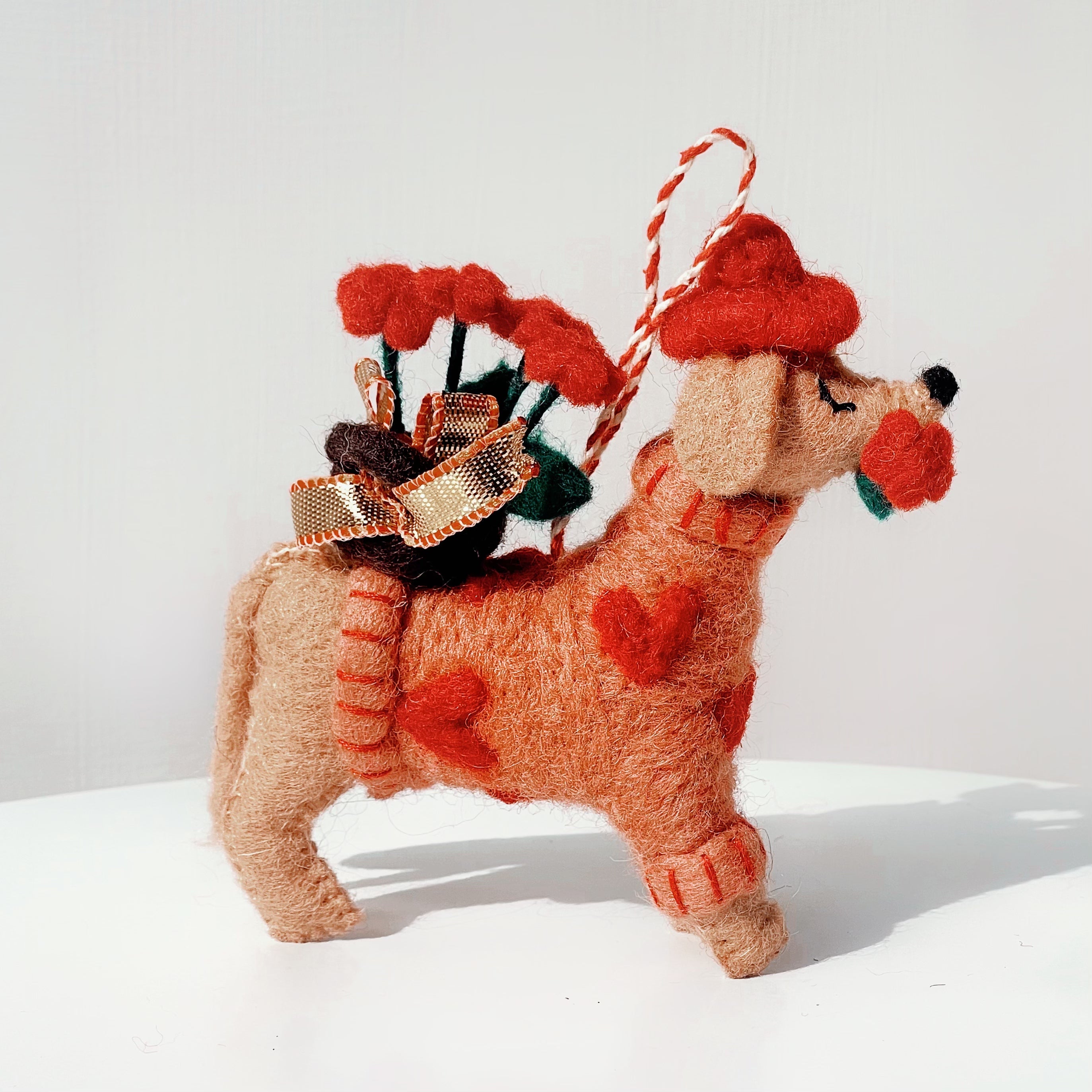 TINY TALES IN WOOL