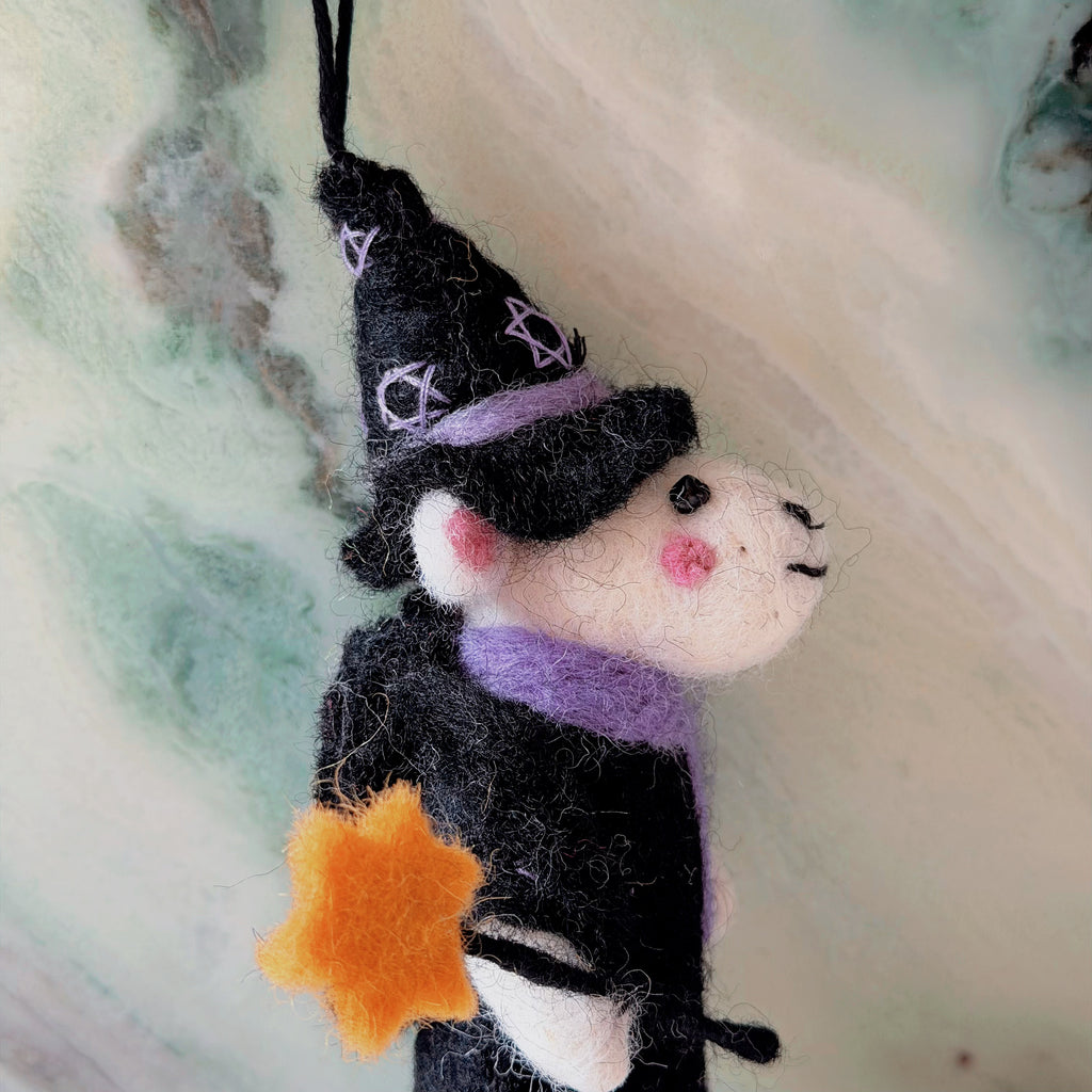 Mousy Moonwitch