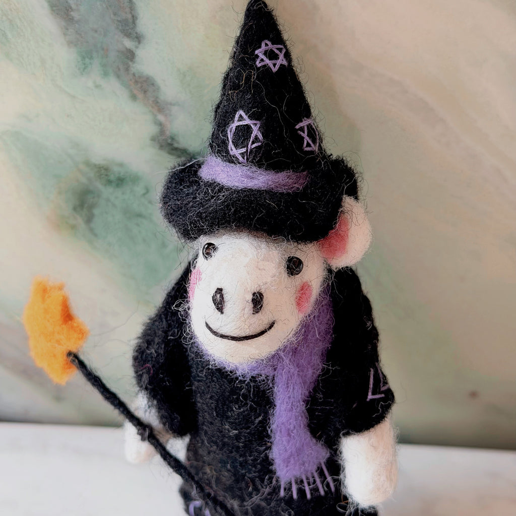 Mousy Moonwitch