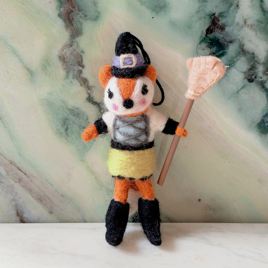 Foxy Spellcaster