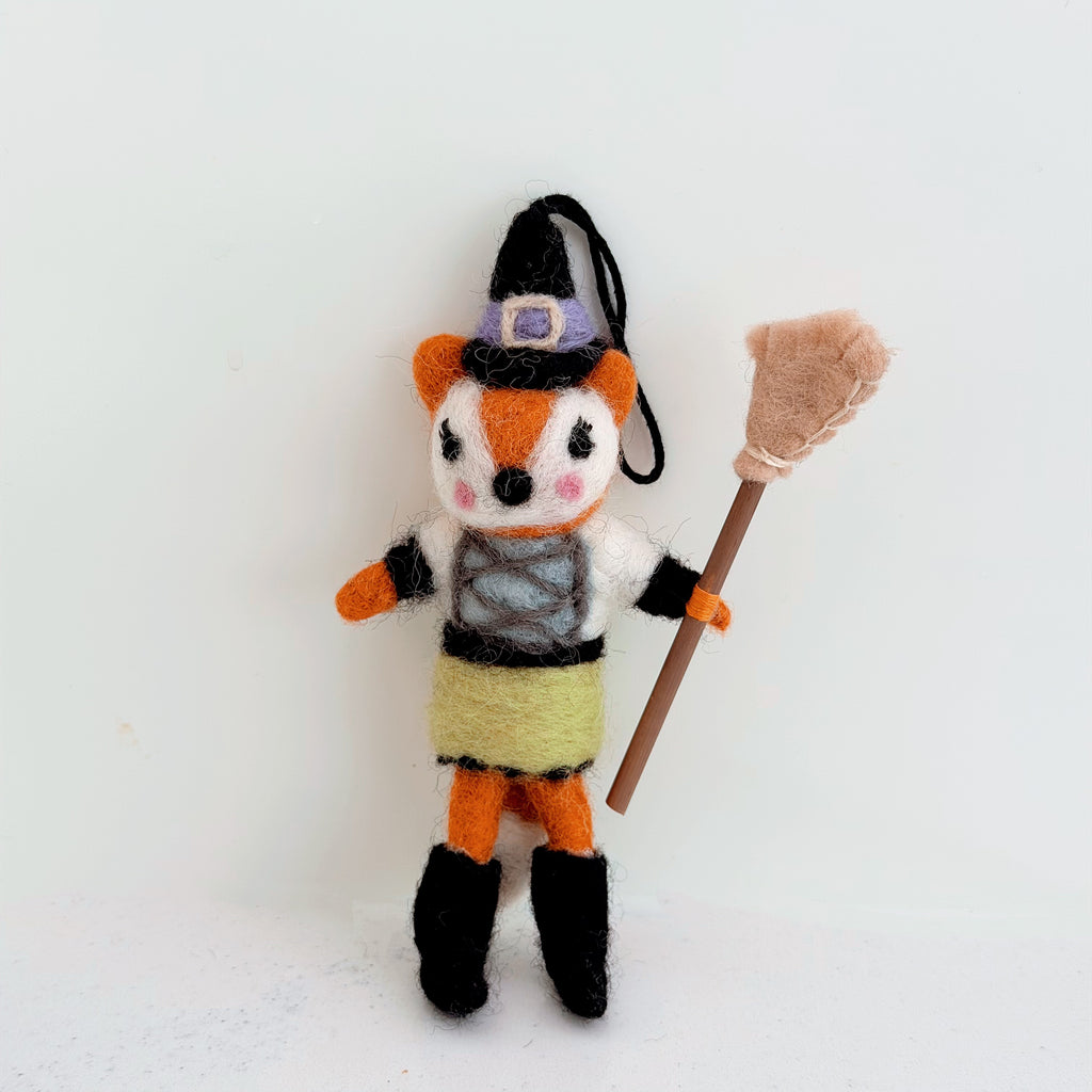 Foxy Spellcaster