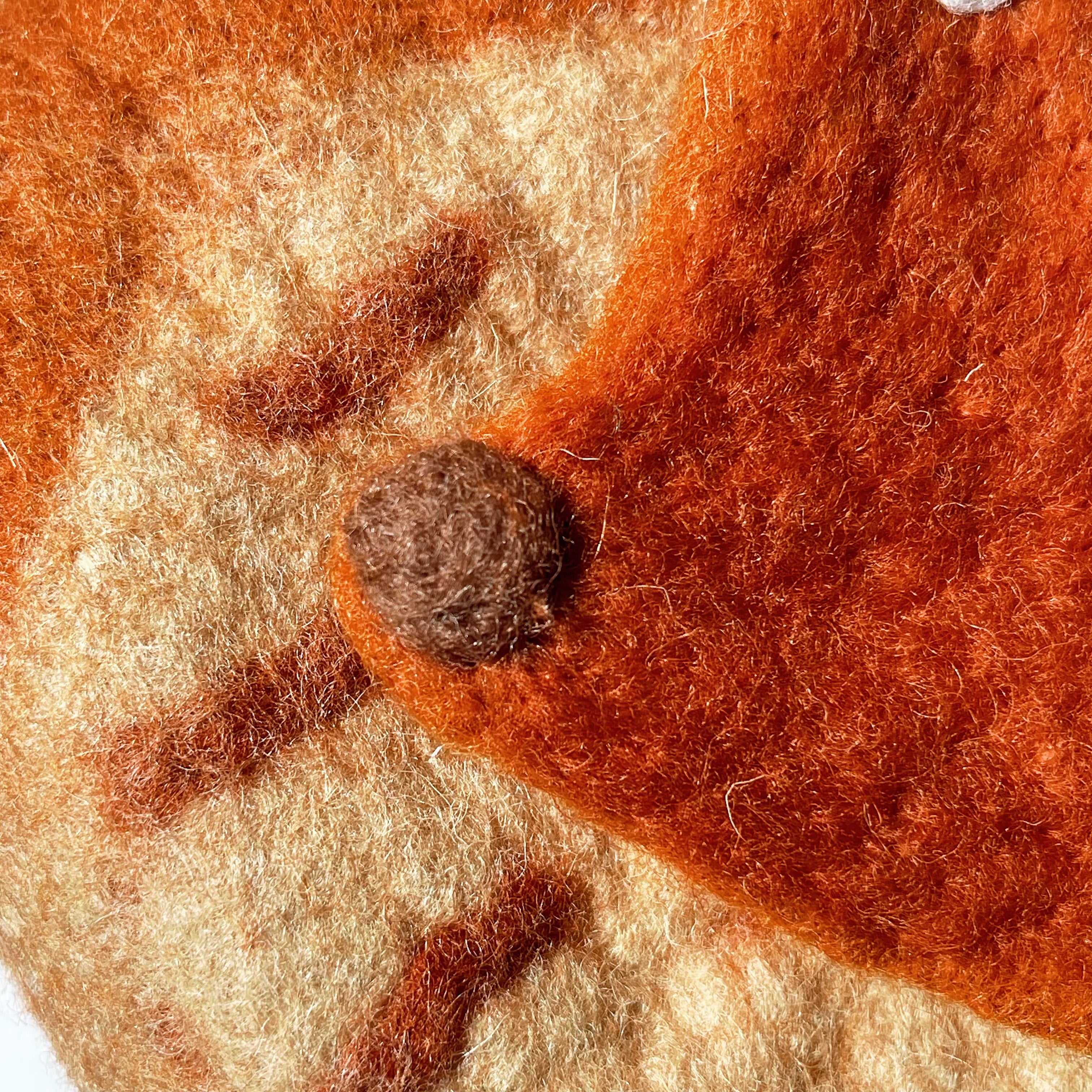 Amber Tail Crossbody