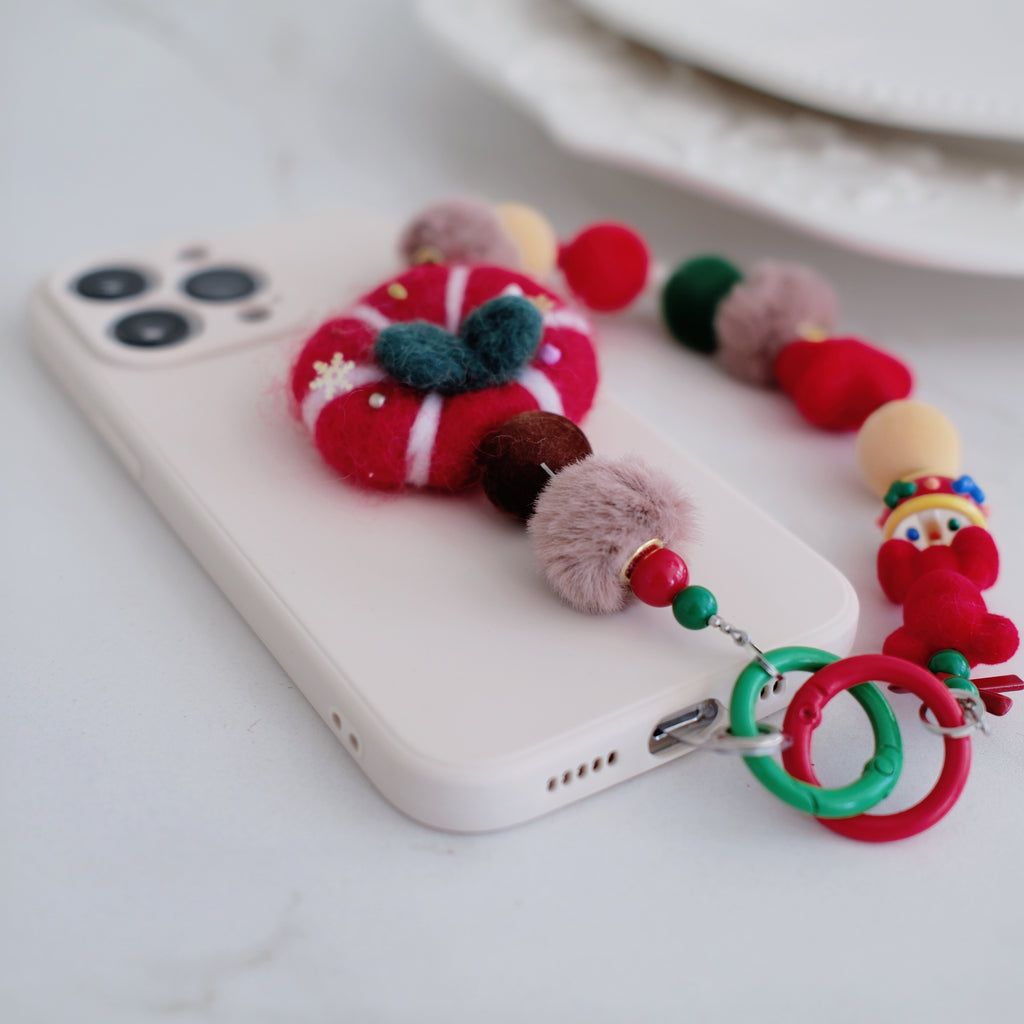 Christmas Wreath Phone Charm
